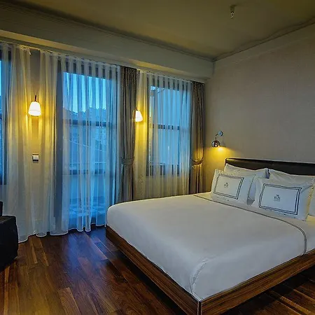 The Haze Karakoey Hotel Istanbul Exterior photo